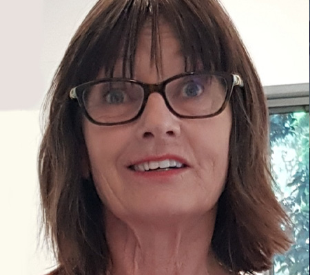 Cyndi, 55